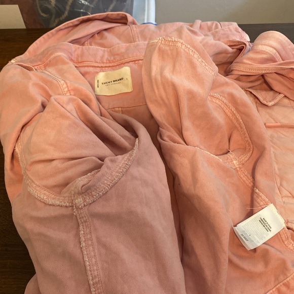 Women's NWT Lucky Brand Under A Cloud Cropped Jacket Pink Large w/Removable Hood - Picture 11 of 15